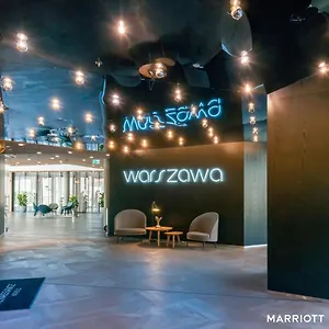 5* 酒店 华沙机场万丽酒店